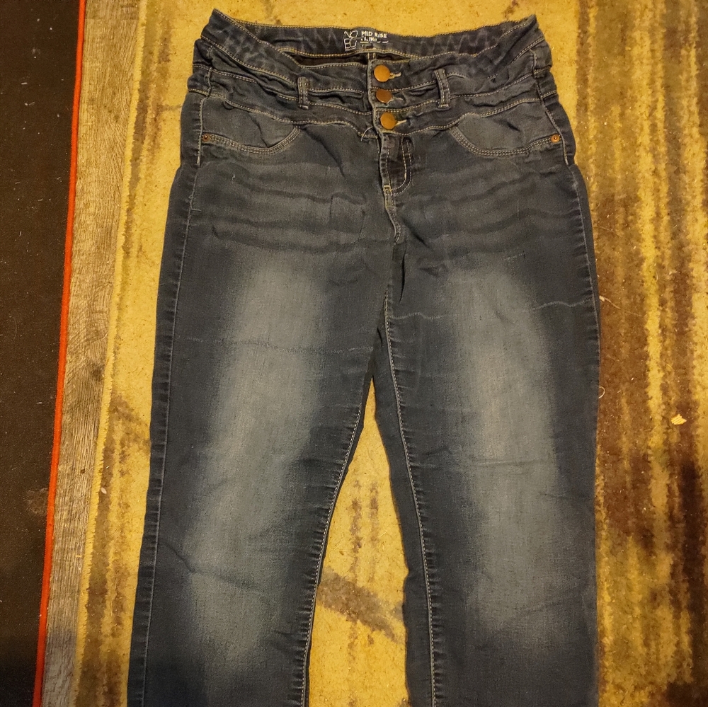 No Boundaries Dark Wash Skinny Jeans